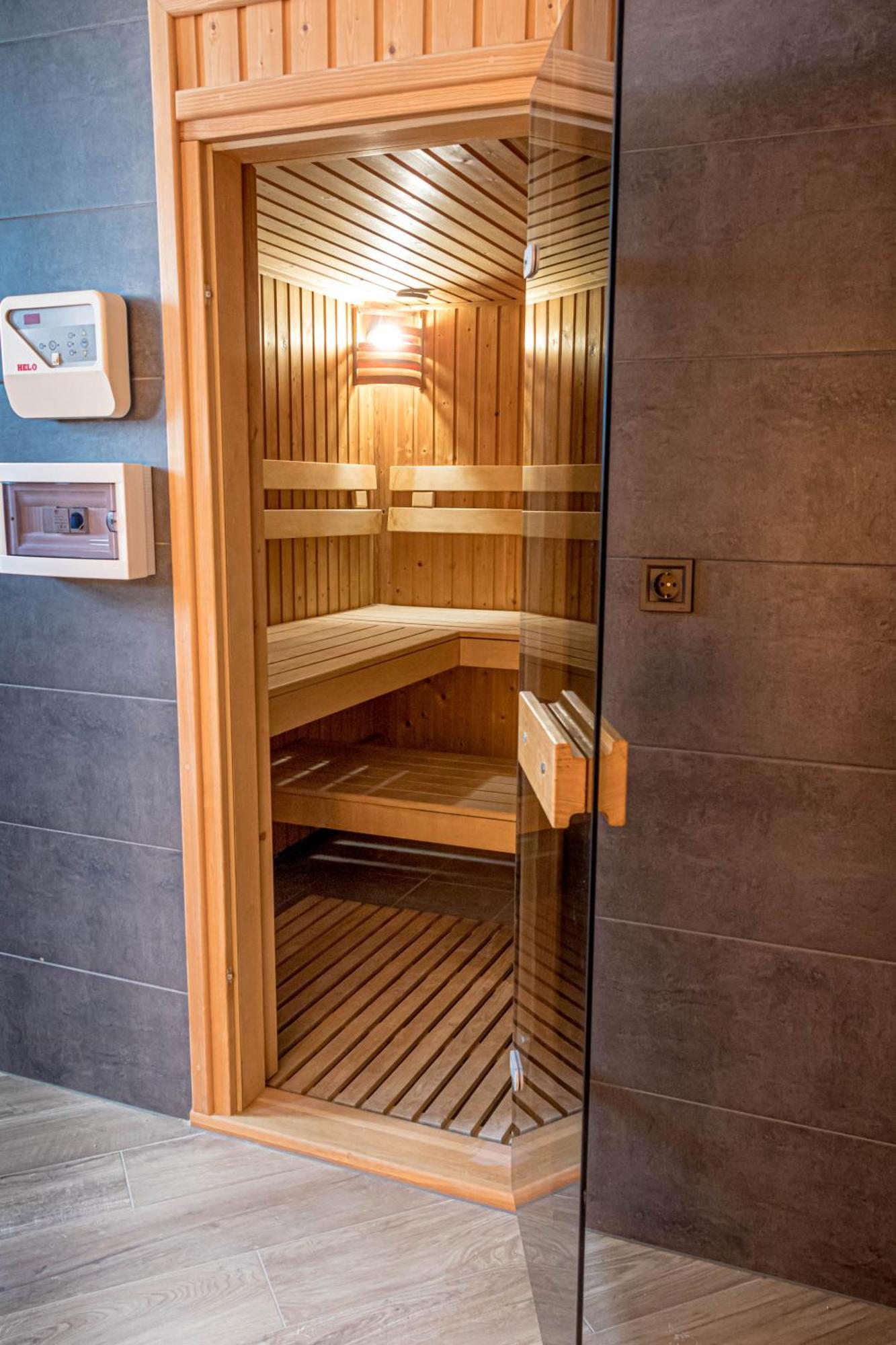 Hotel Crystal Hajdúszoboszló Εξωτερικό φωτογραφία