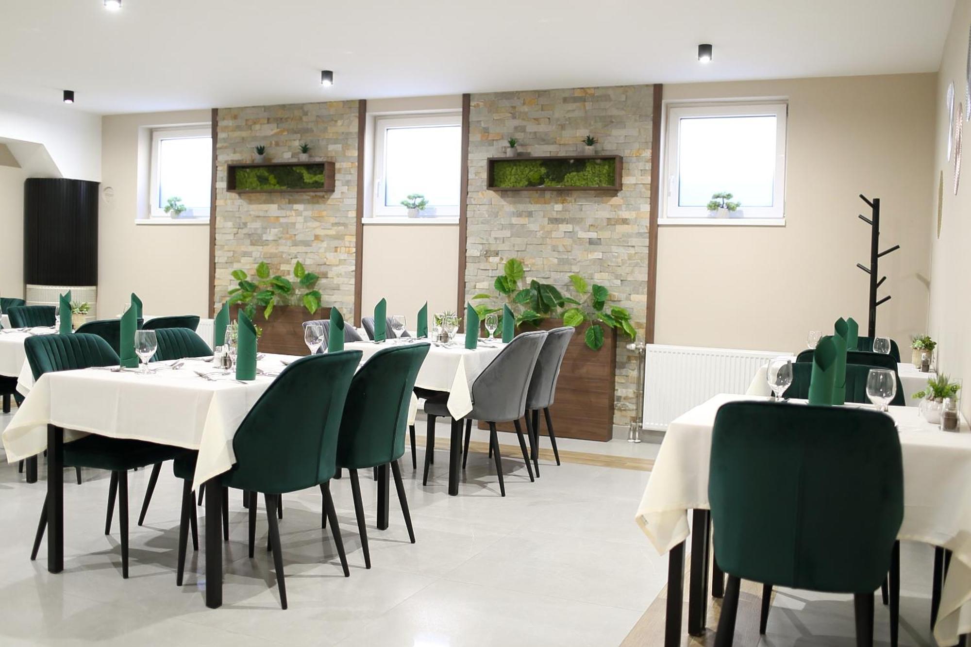 Hotel Crystal Hajdúszoboszló Εξωτερικό φωτογραφία