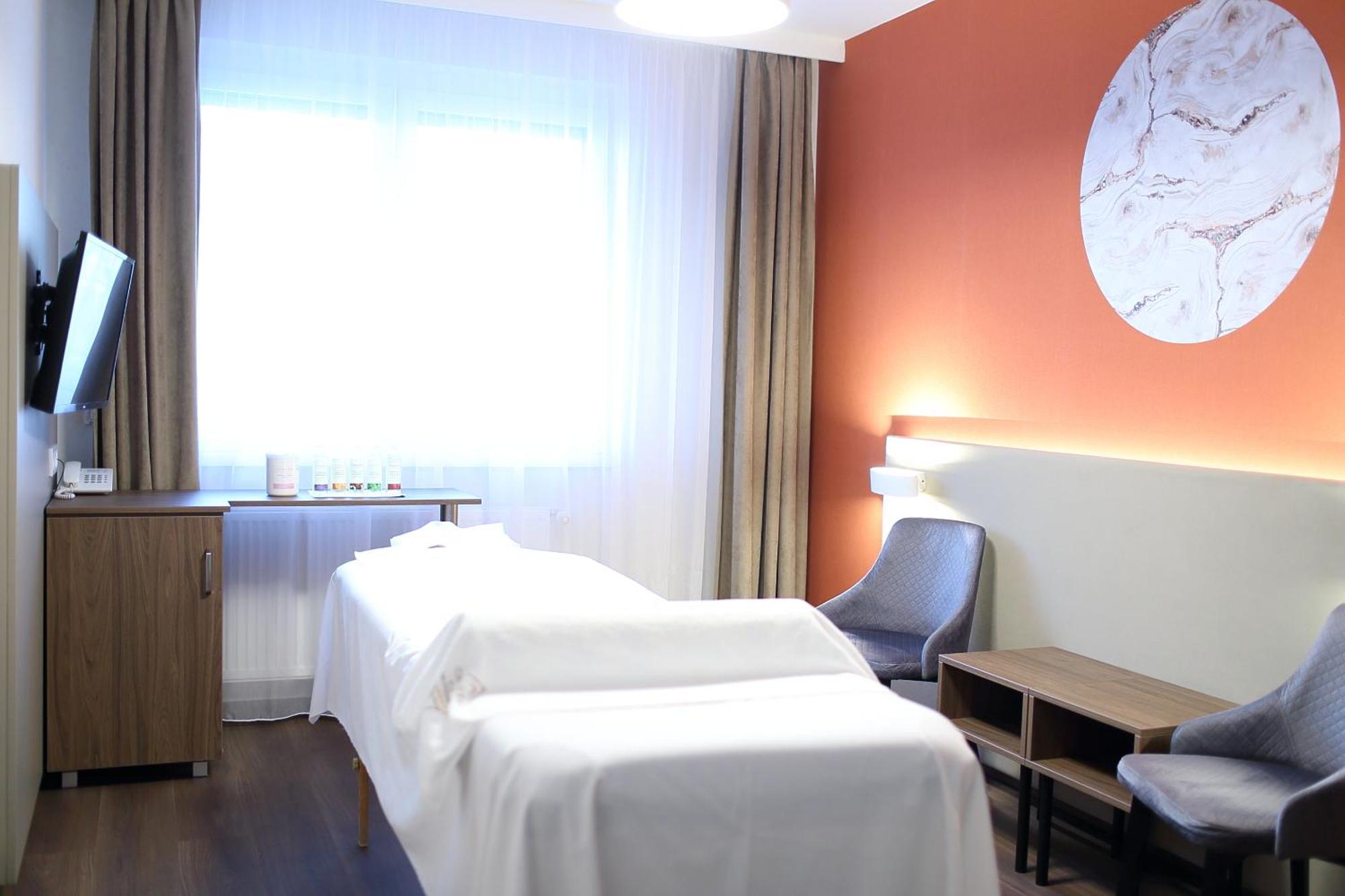 Hotel Crystal Hajdúszoboszló Εξωτερικό φωτογραφία